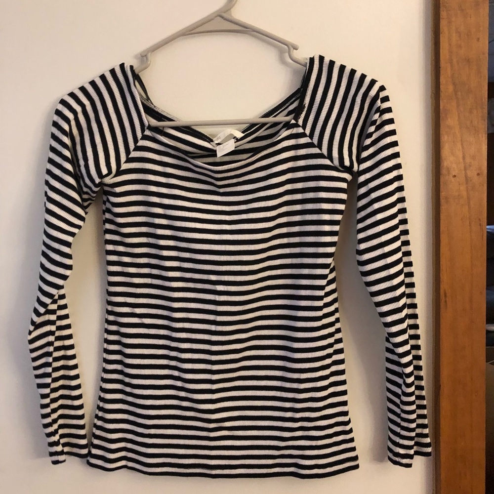Black and white off the shoulder shirt